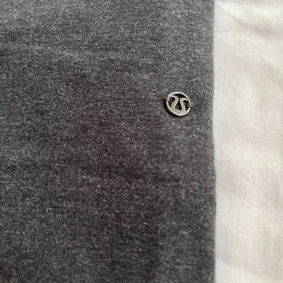 Lululemon Joggers - size 4 - Picture 4 of 4